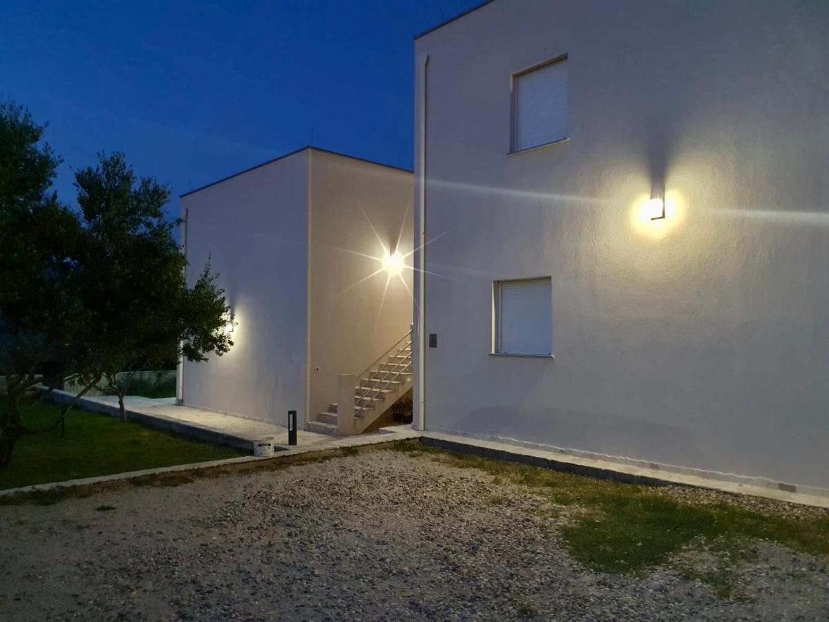 Apartman Petar Ražanac Εξωτερικό φωτογραφία