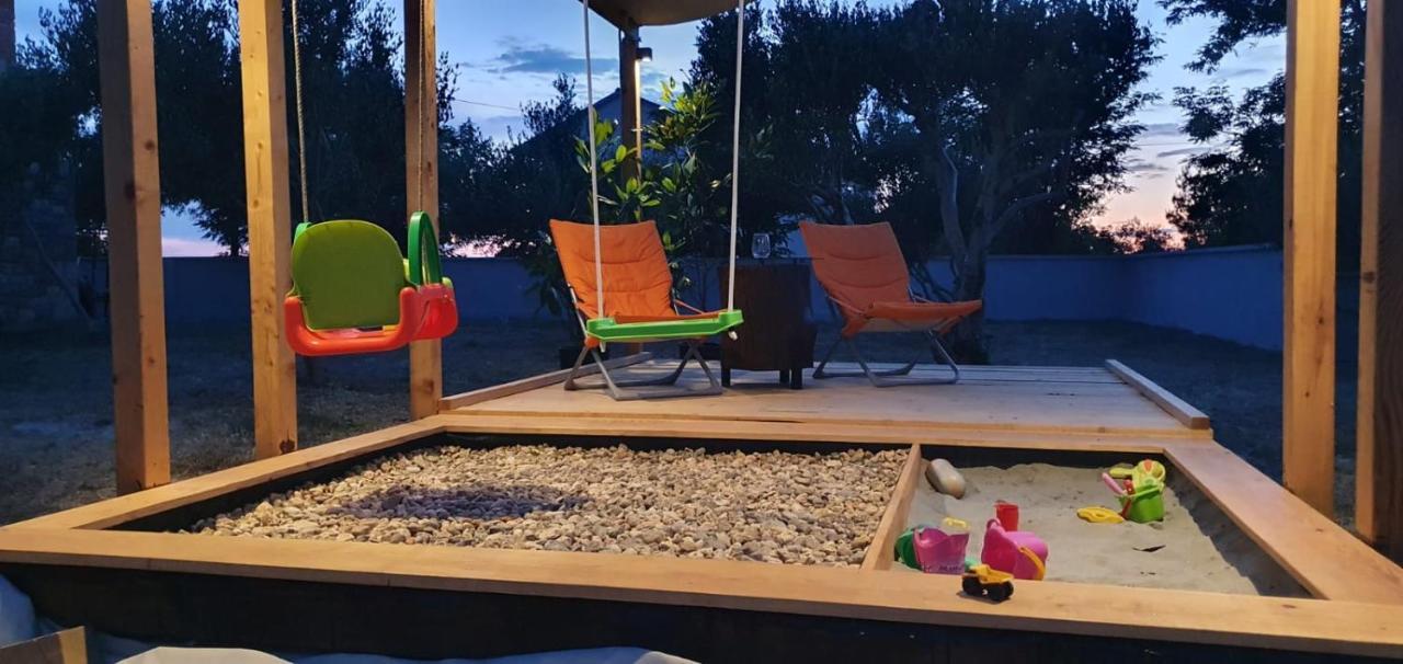 Apartman Petar Ražanac Εξωτερικό φωτογραφία