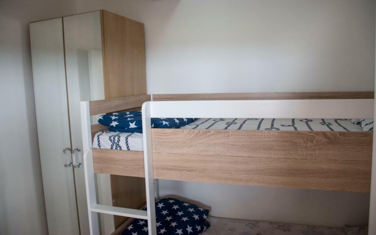 Apartman Petar Ražanac Εξωτερικό φωτογραφία